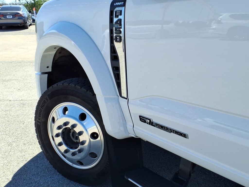Used 2024 Ford F450 Lariat w/ FX4 Off-Road Package image 9
