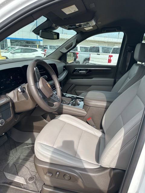 Used 2026 Chevrolet Tahoe LT w/ Comfort Package RWD image 40