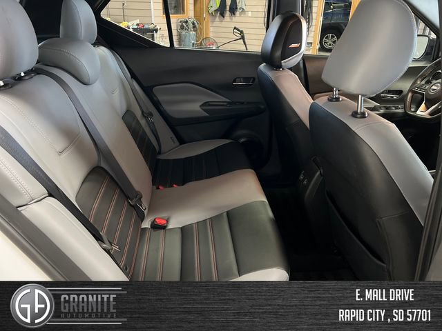 Used 2023 Nissan Kicks SR w/ SR Premium Package image 34