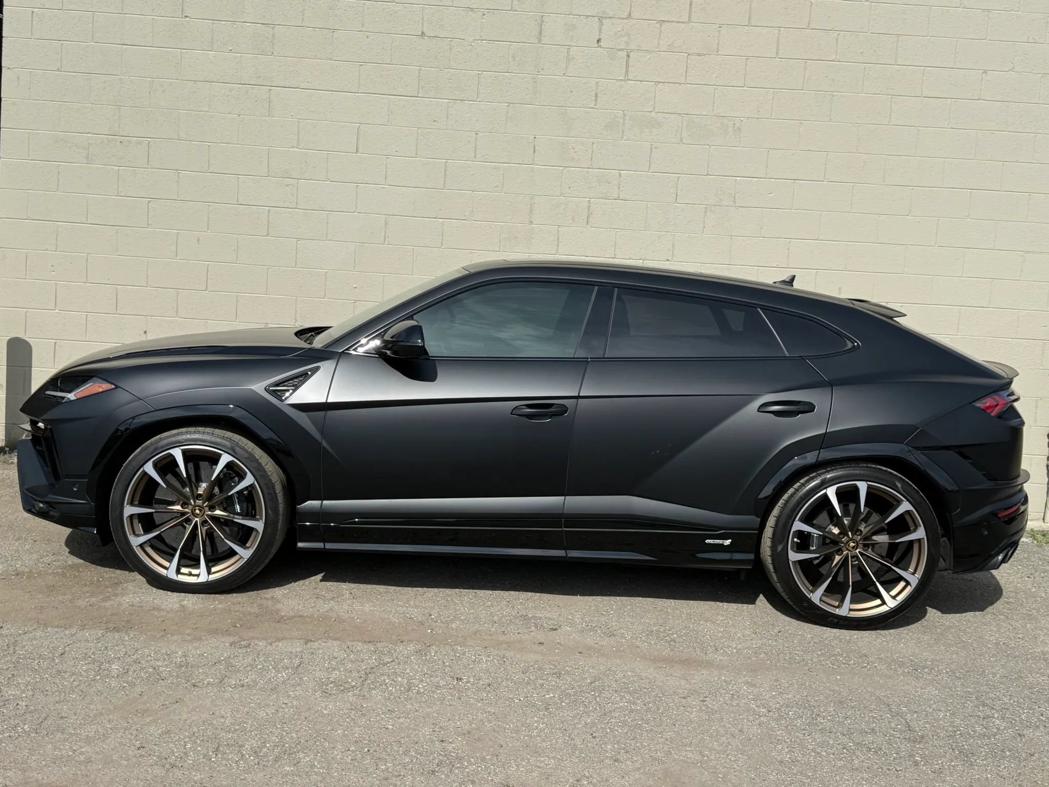 Used 2023 Lamborghini Urus S AWD/4WD image 4