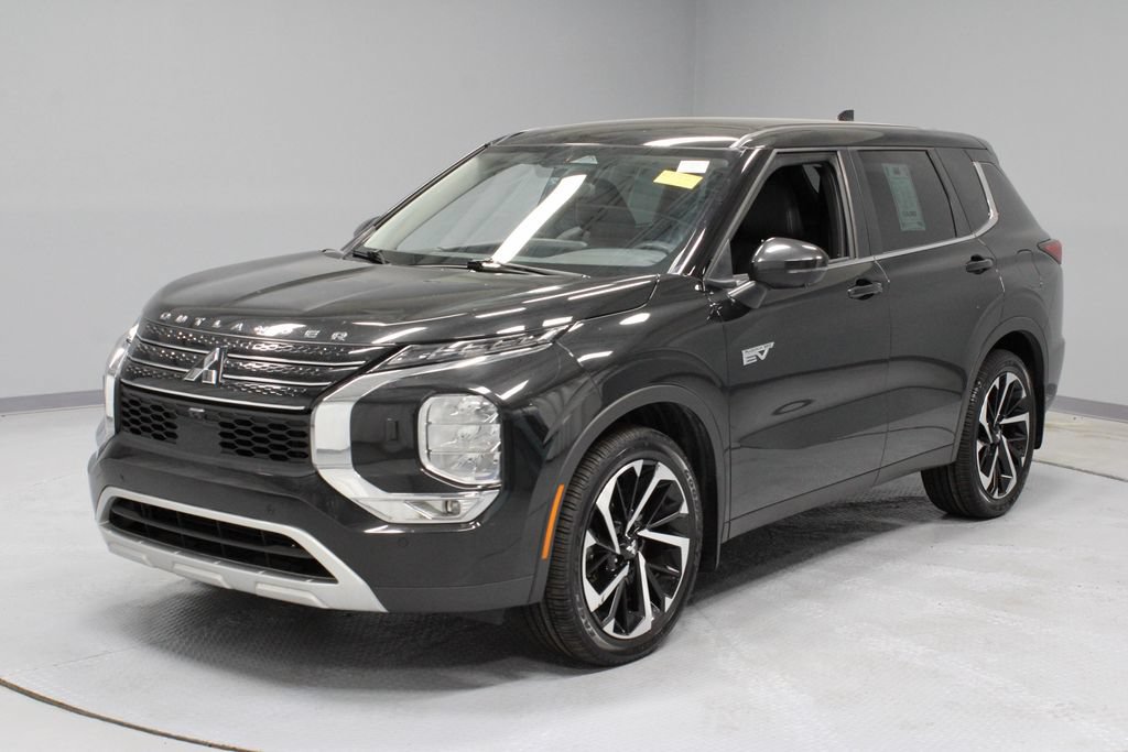 Used 2023 Mitsubishi Outlander SE AWD/4WD image 9