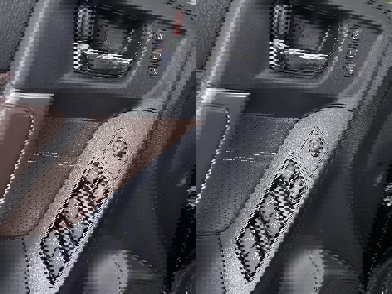 Used 2018 Subaru Forester 2.0XT Touring image 11