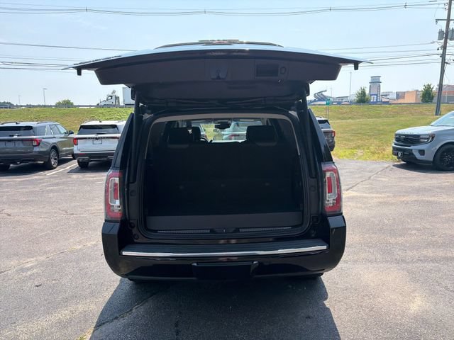 Used 2018 GMC Yukon Denali w/ Open Road Package AWD/4WD image 14