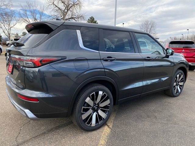 New 2026 Mitsubishi Outlander SE image 5