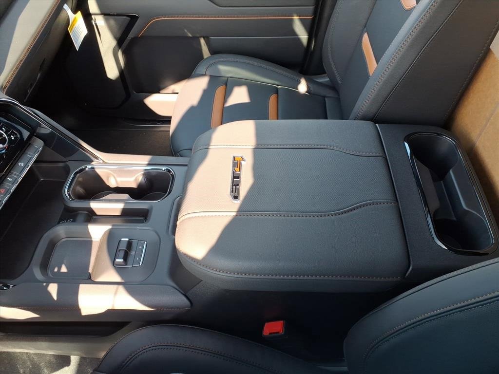 New 2026 GMC Sierra 2500 AT4 w/ AT4 Premium Plus Package image 14