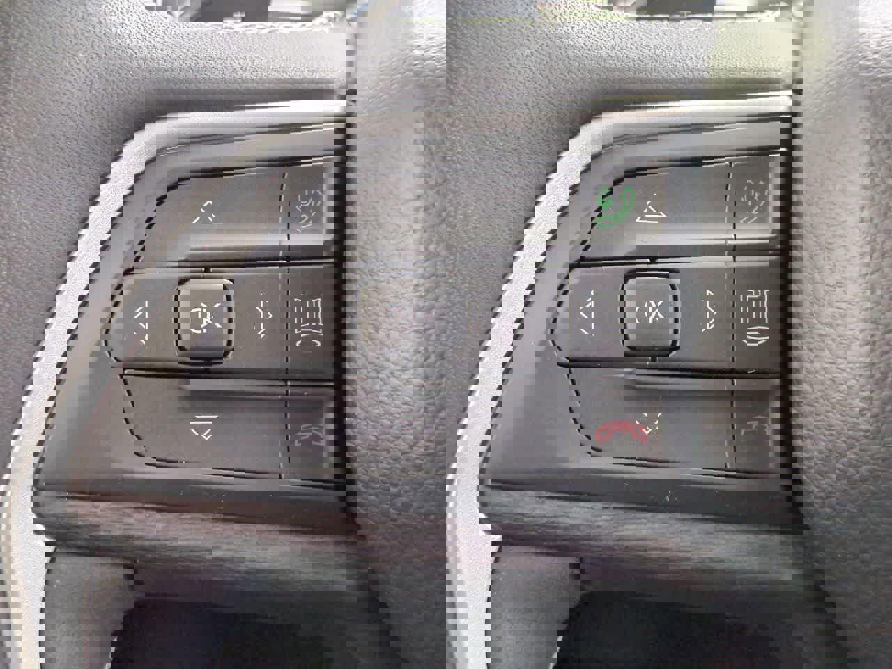 Certified 2023 Jeep Grand Cherokee Limited w/ Luxury Tech Group II image 24