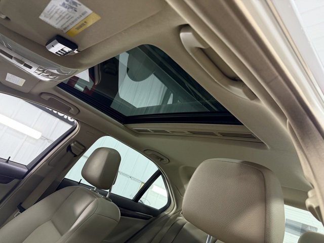 Used 2009 Mercedes-Benz C 300 4MATIC Sedan image 16