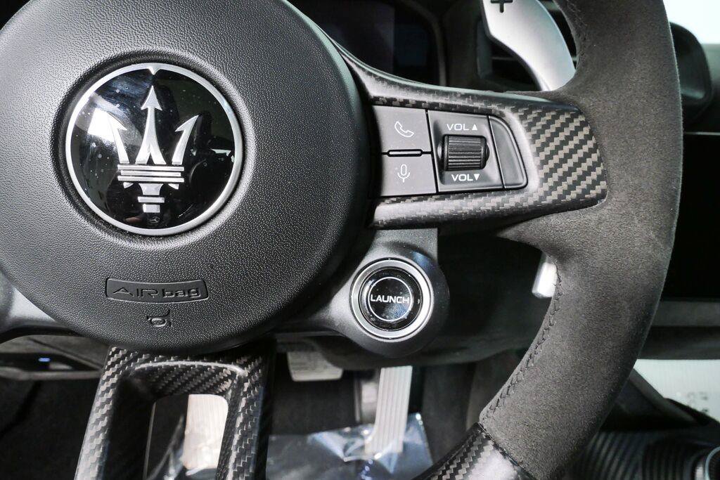Used 2024 Maserati MC20 Cielo RWD image 12
