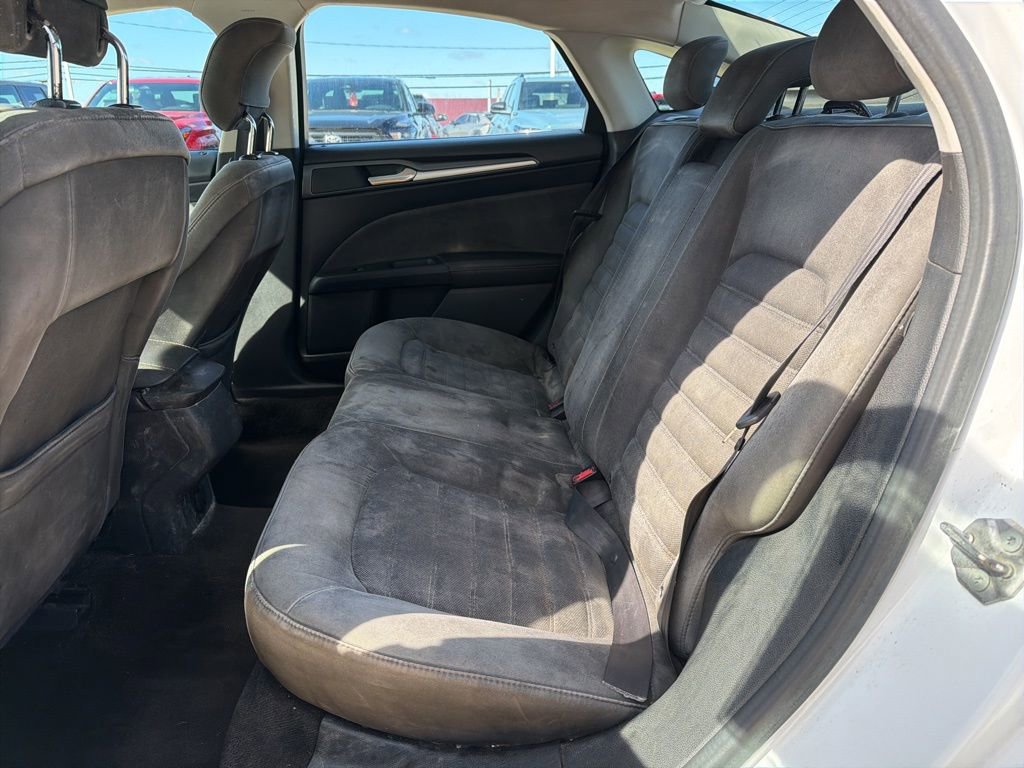 Used 2013 Ford Fusion S image 19