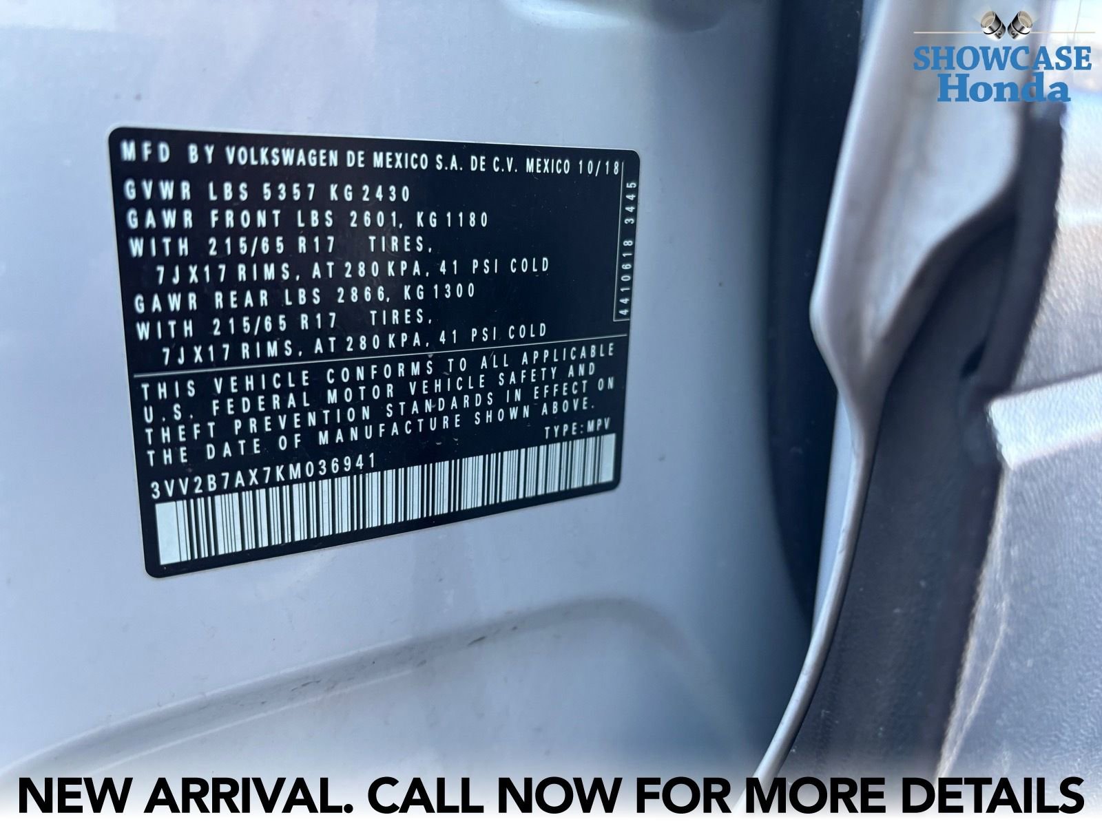 Used 2019 Volkswagen Tiguan SE w/ Panoramic Sunroof Package image 16