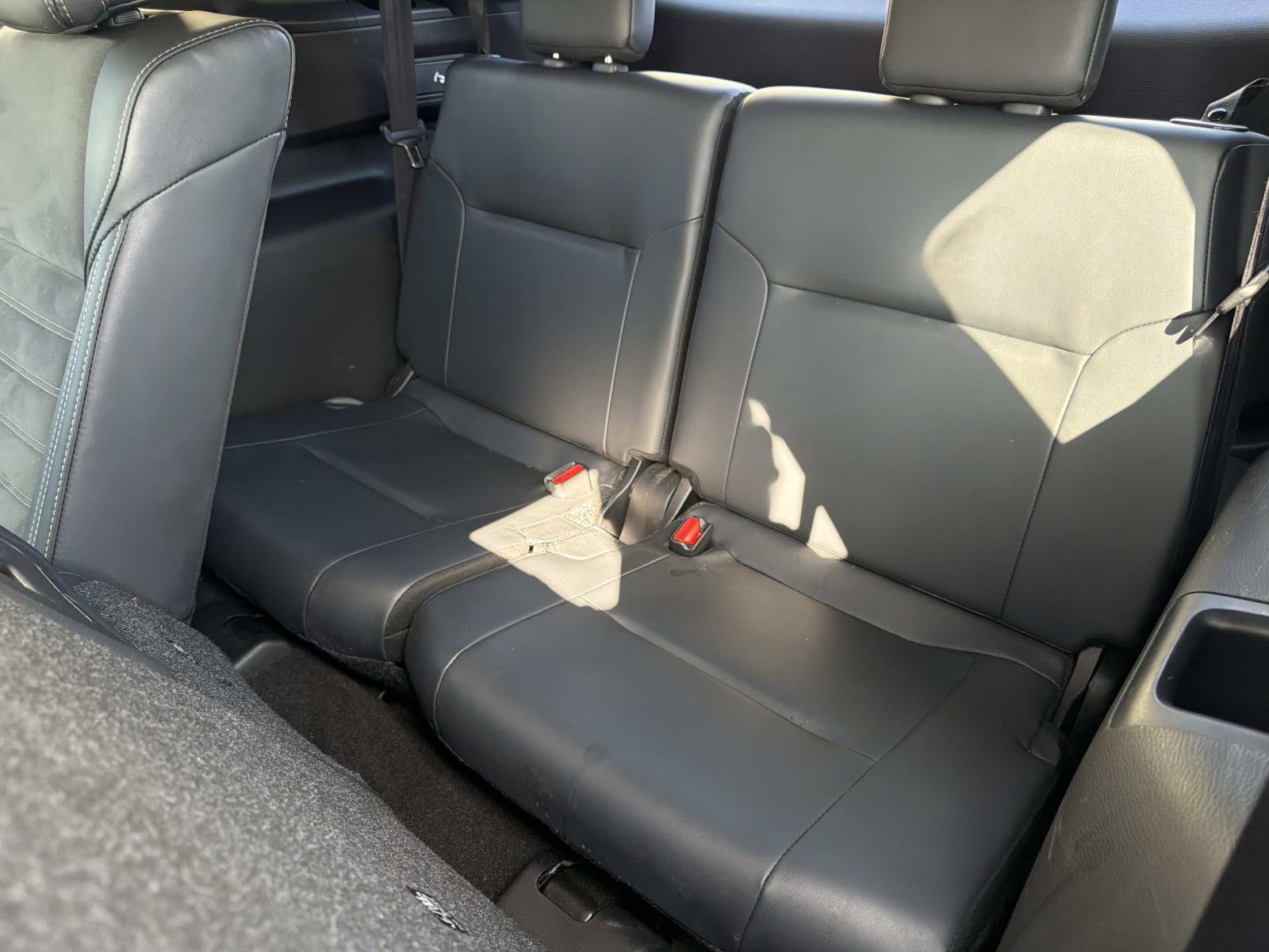 Used 2024 Mitsubishi Outlander AWD image 15