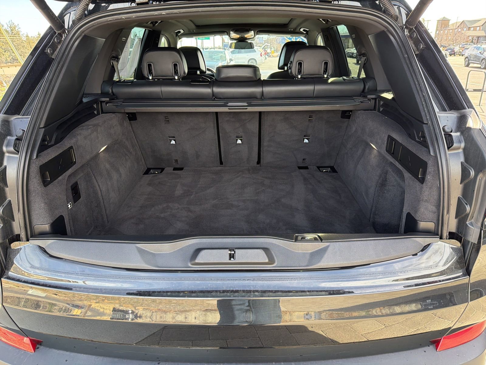 Used 2024 BMW X5 xDrive40i w/ Premium Package image 30