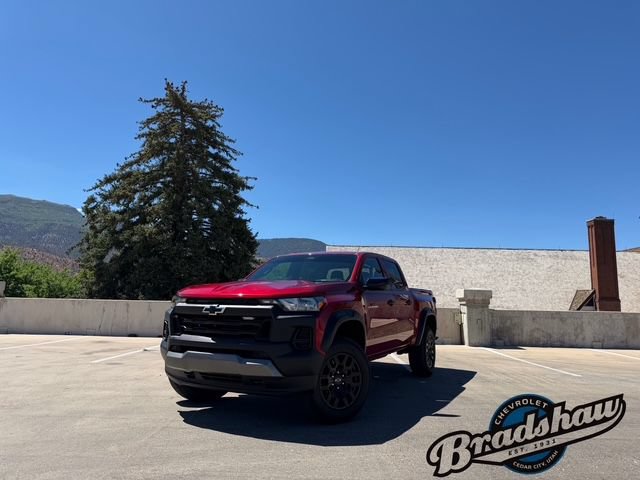 Used 2023 Chevrolet Colorado Trail Boss w/ Technology Package AWD/4WD image 1
