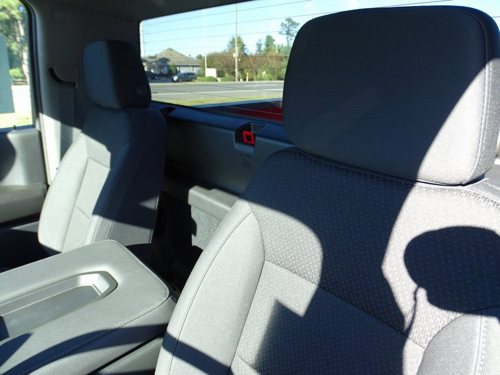 Used 2025 GMC Sierra 1500 Pro w/ Pro Value Package image 14