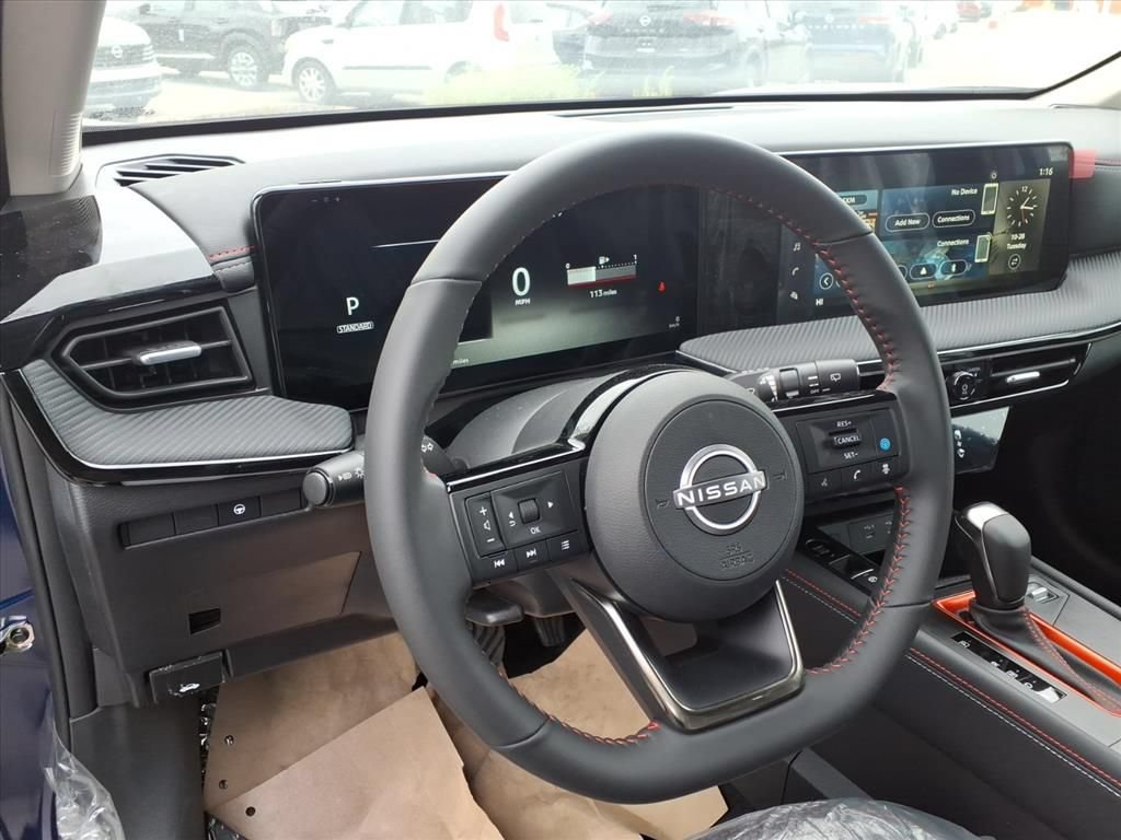 New 2025 Nissan Kicks SR AWD/4WD image 7