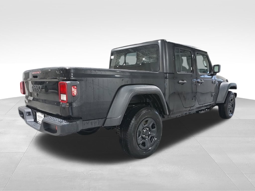 New 2026 Jeep Gladiator Sport AWD/4WD image 8