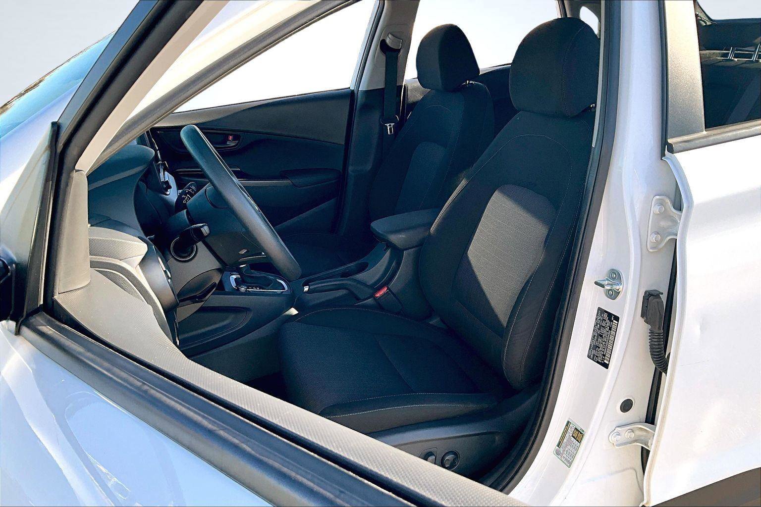 Used 2023 Hyundai Kona SEL w/ Cargo Package image 25