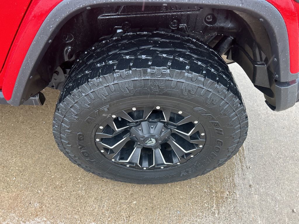 Used 2018 Jeep Wrangler Unlimited Rubicon w/ Safety Group image 32