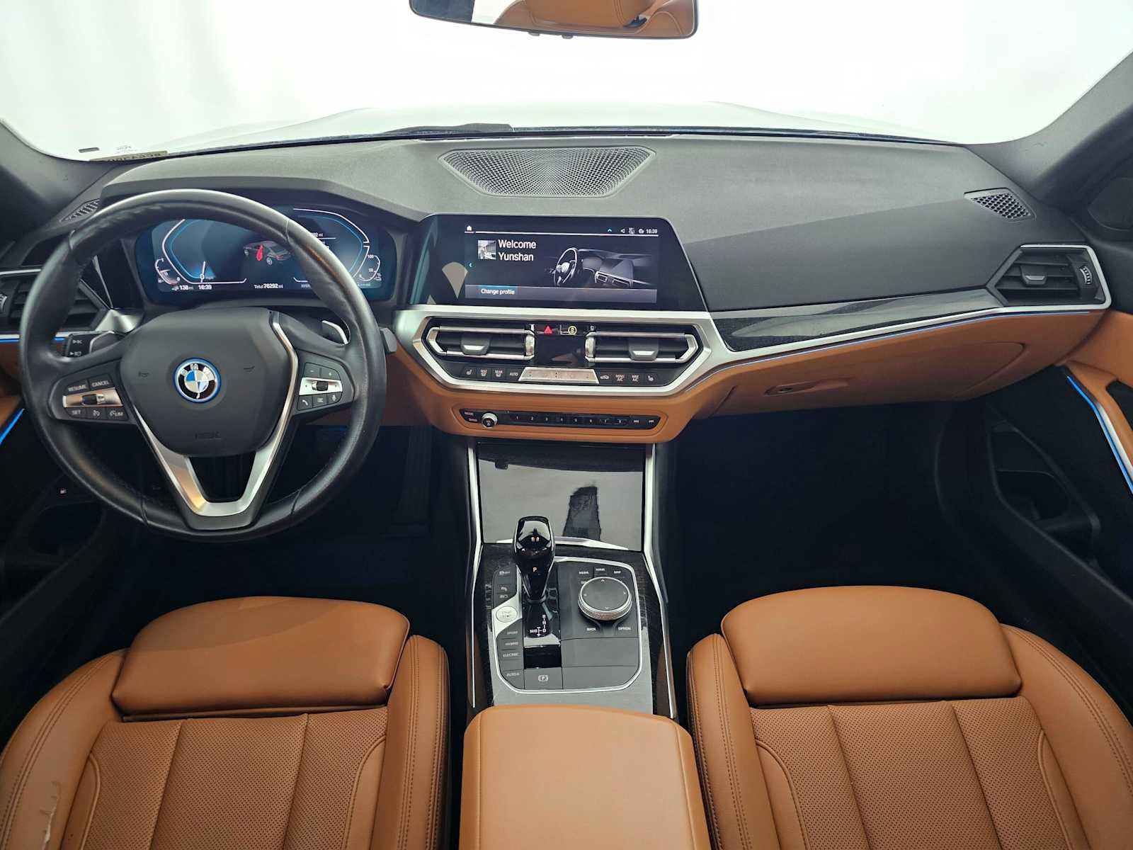 Used 2022 BMW 330e xDrive w/ Driving Assistance Package AWD/4WD image 18