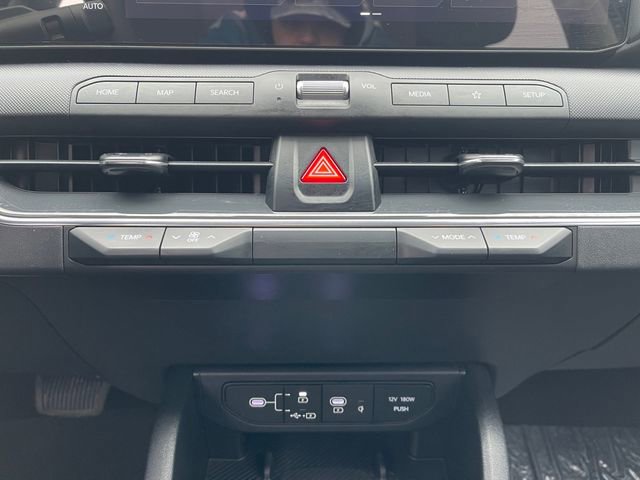 Used 2025 Kia K4 EX image 27