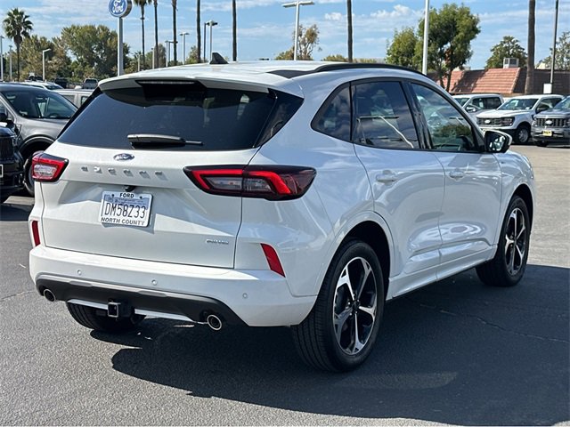 Used 2024 Ford Escape ST-Line Select w/ Tech Pack #2 image 6