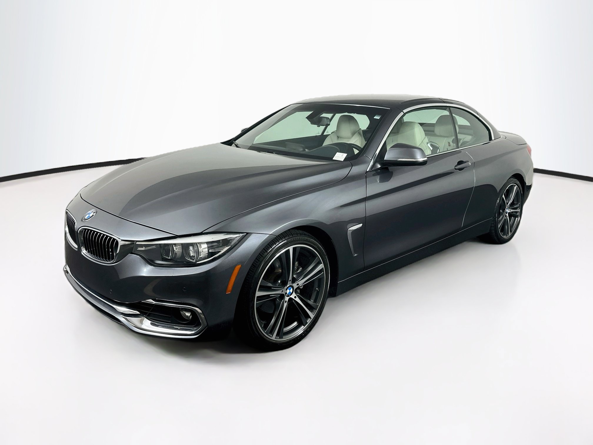 Used 2018 BMW 430i Convertible RWD image 3