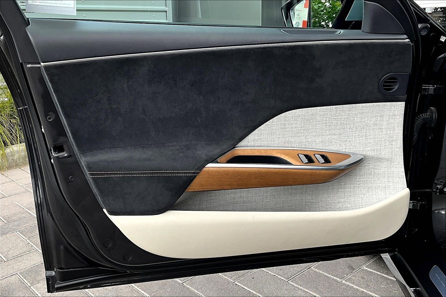 Used 2023 Lucid Air Grand Touring image 23