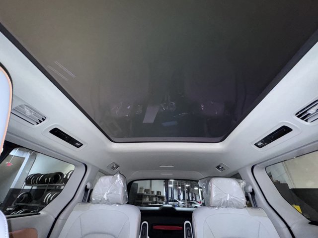 New 2025 Volkswagen ID. Buzz 1st Edition image 71