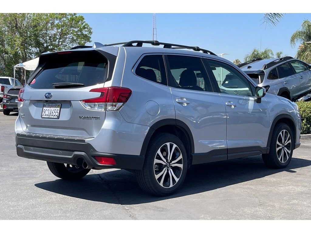 Used 2022 Subaru Forester Limited w/ Popular Package #3 image 5
