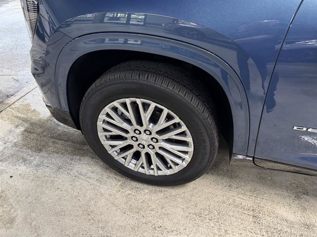 Certified 2026 GMC Acadia Denali w/ Super Cruise Package AWD/4WD image 9