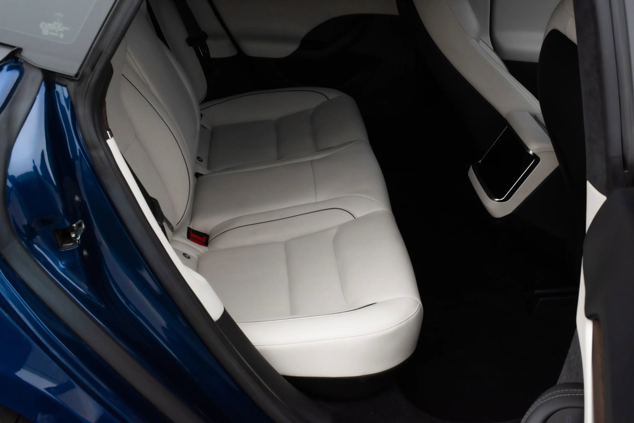 Used 2021 Tesla Model S Plaid image 27