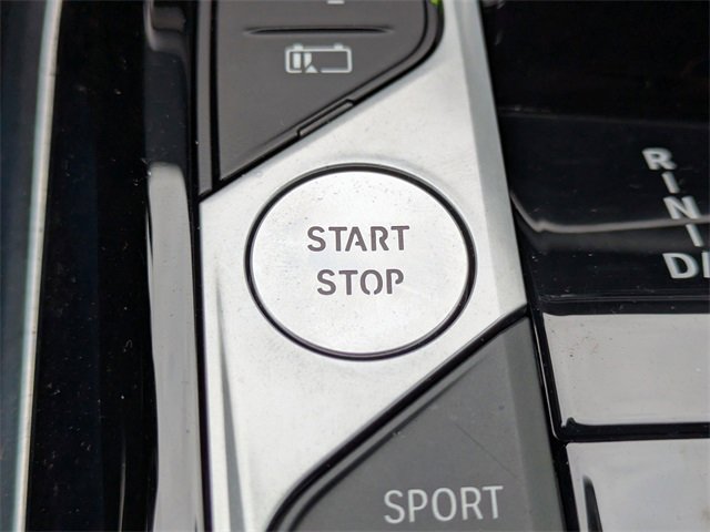 Used 2024 BMW 330e 330e iPerformance image 32