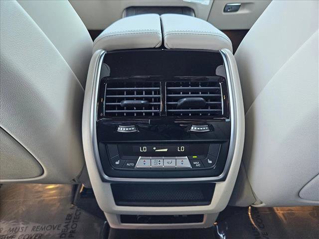 New 2026 BMW X5 xDrive50e image 17