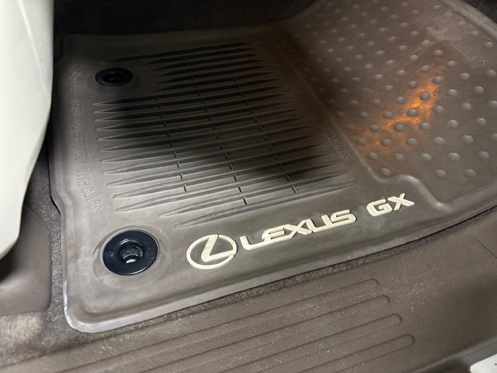 Used 2019 Lexus GX 460 Premium w/ Premium Package AWD/4WD image 51
