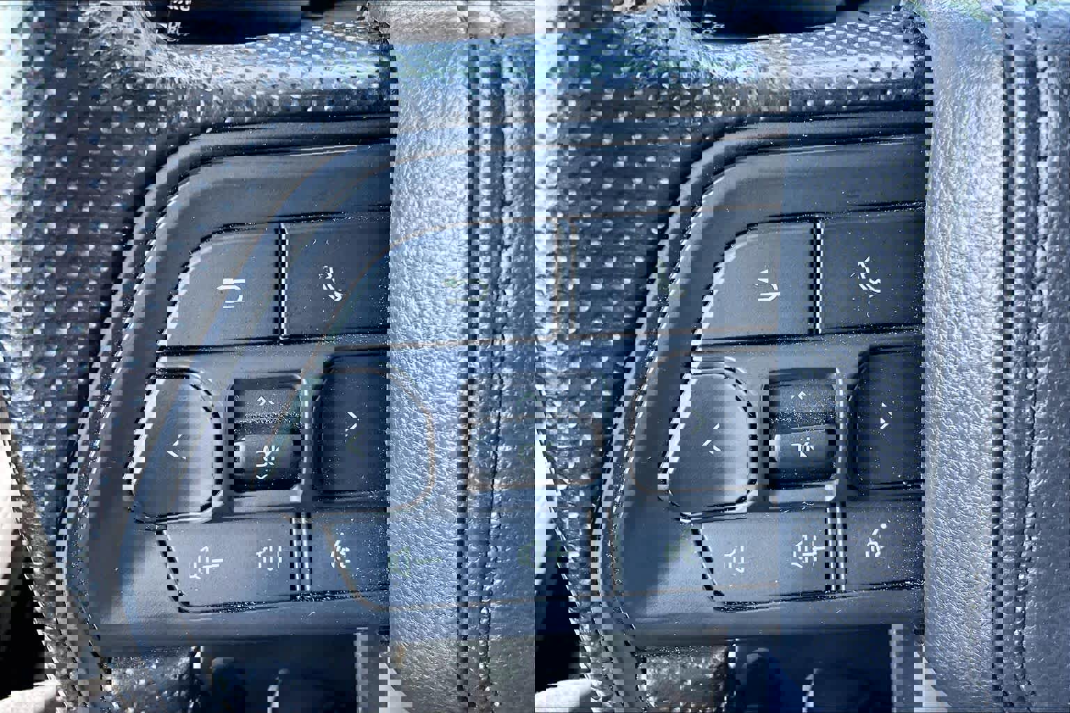 Used 2024 Toyota Tacoma SR image 19