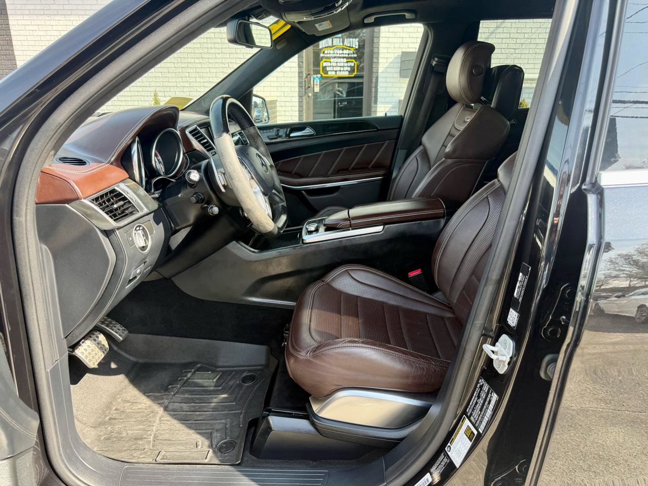 Used 2016 Mercedes-Benz GL 63 AMG 4MATIC image 15