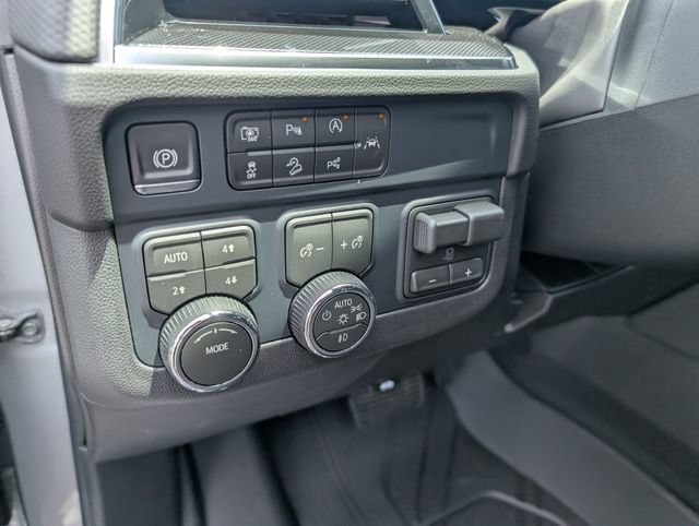 New 2026 Chevrolet Tahoe RST w/ Comfort Package AWD/4WD image 16