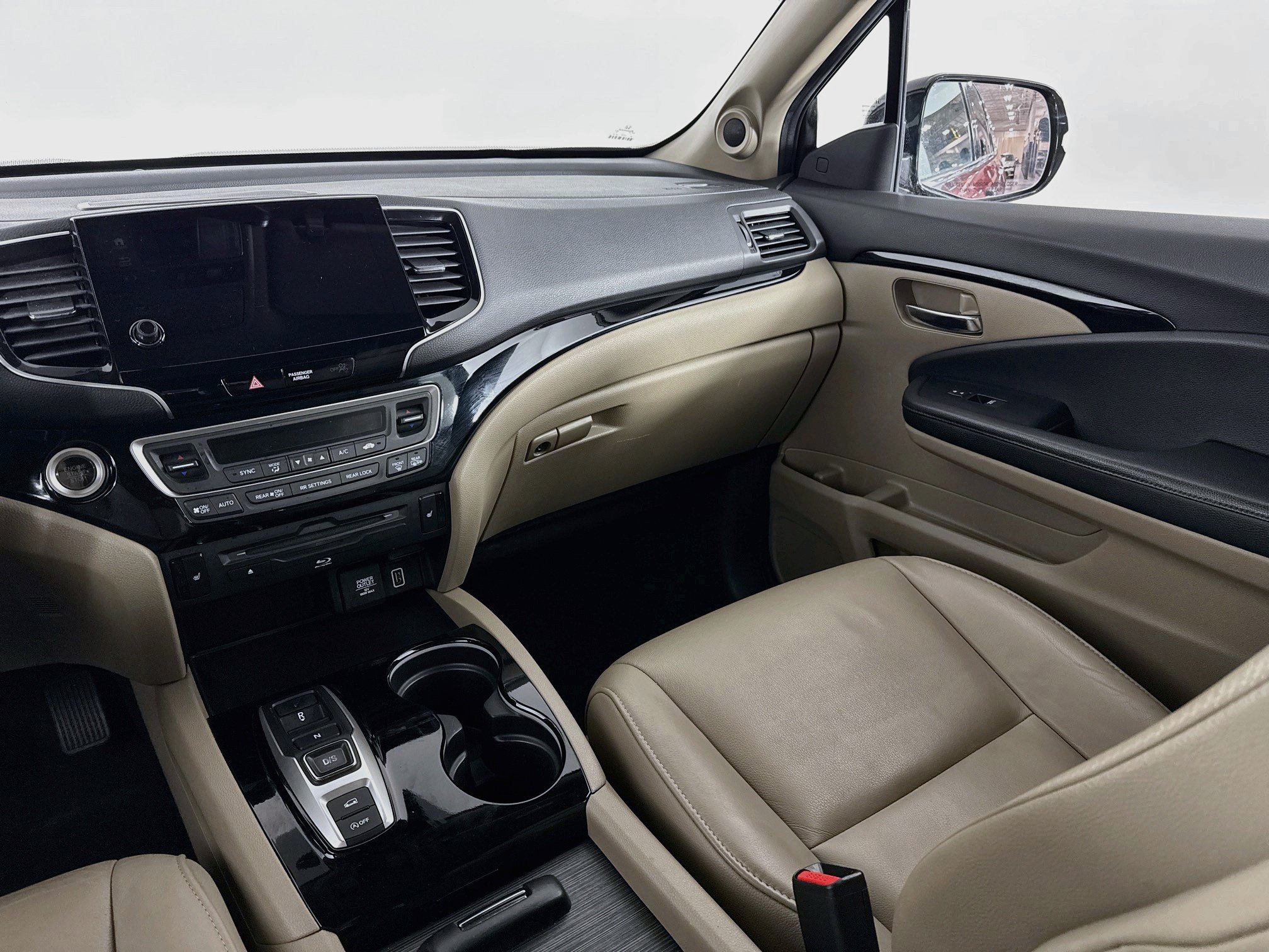 Certified 2019 Honda Pilot Touring image 24