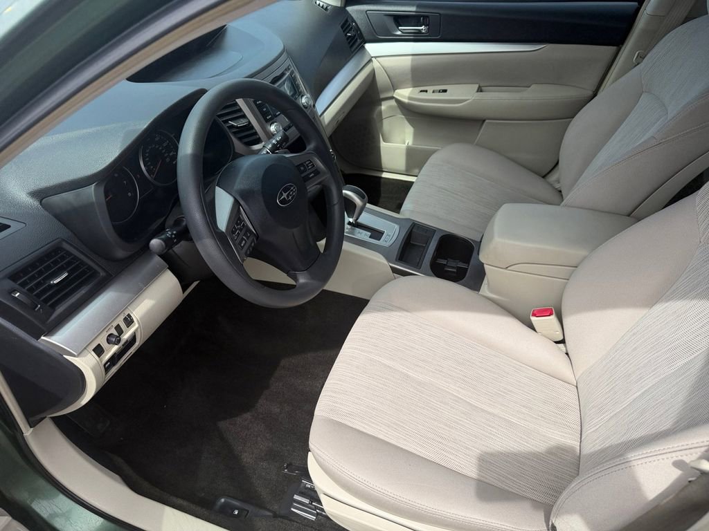 Used 2013 Subaru Outback 2.5i AWD/4WD image 10