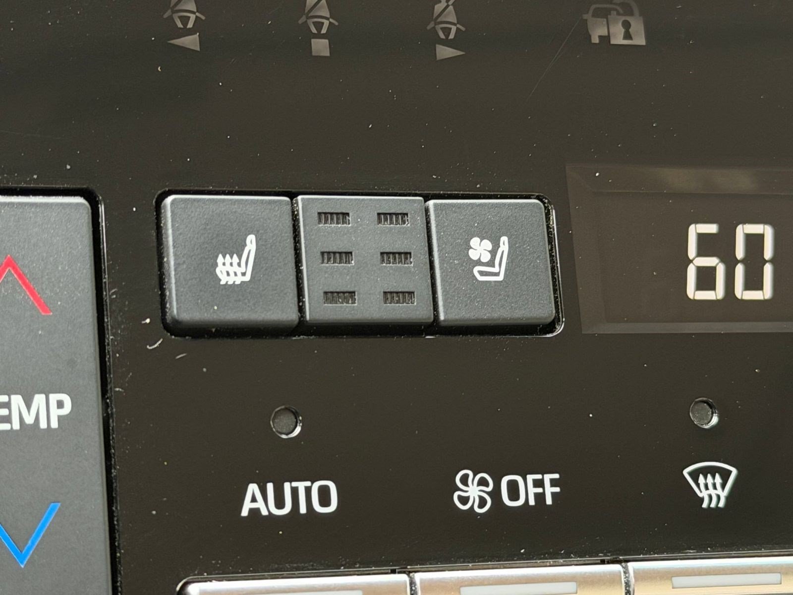 Used 2019 Toyota Avalon Limited w/ Advanced Safety Package FWD image 31