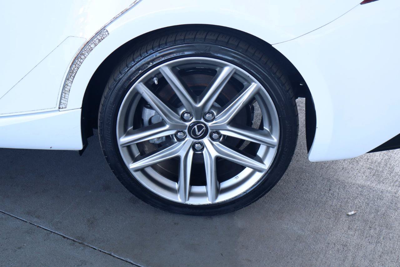 Used 2016 Lexus IS 350 w/ F Sport Package RWD image 10