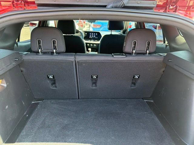 Used 2024 Chevrolet Trax RS w/ Sunroof Package FWD image 20