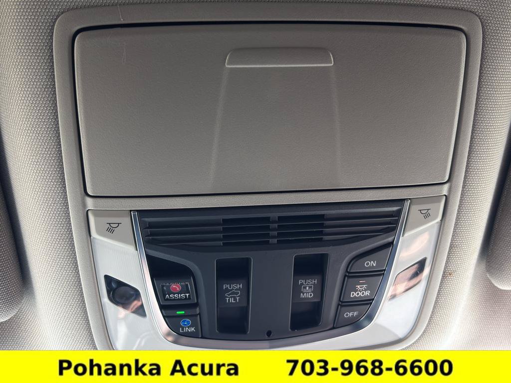 Certified 2024 Acura MDX SH-AWD w/ Technology Package image 33