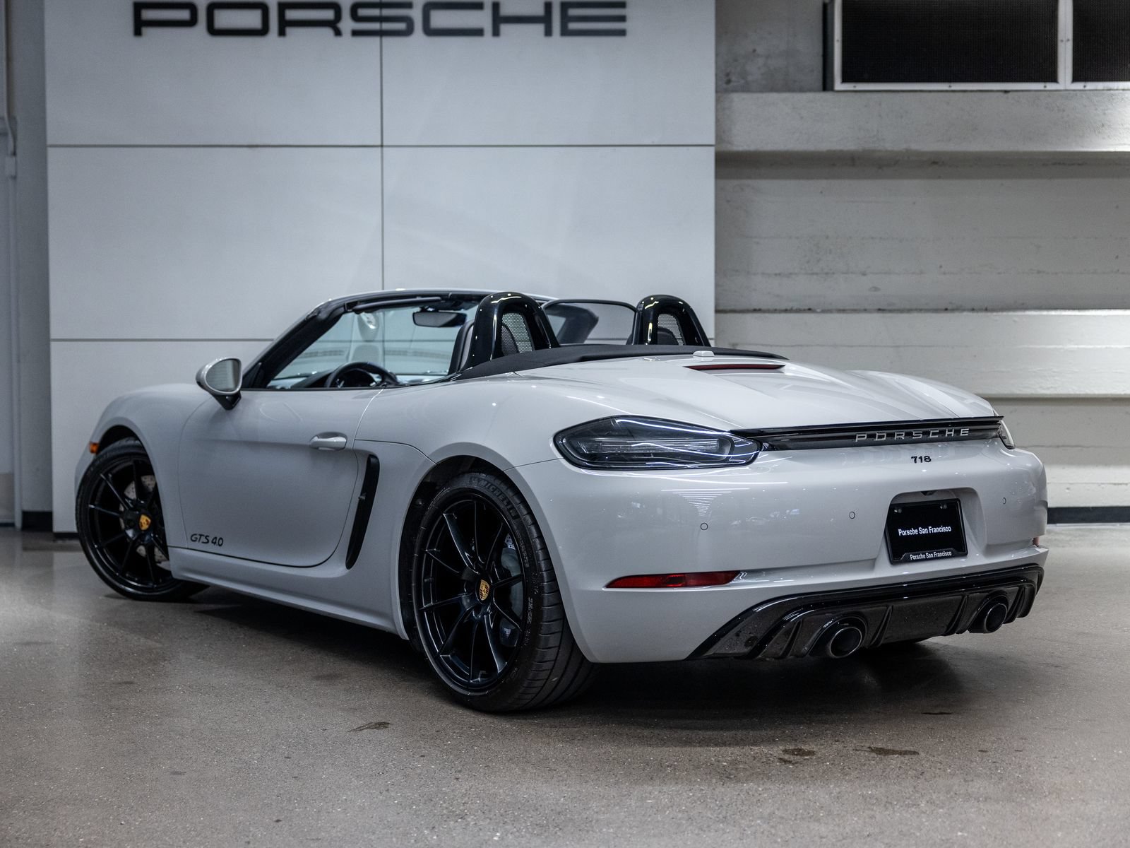 Certified 2025 Porsche 718 Boxster GTS RWD image 3