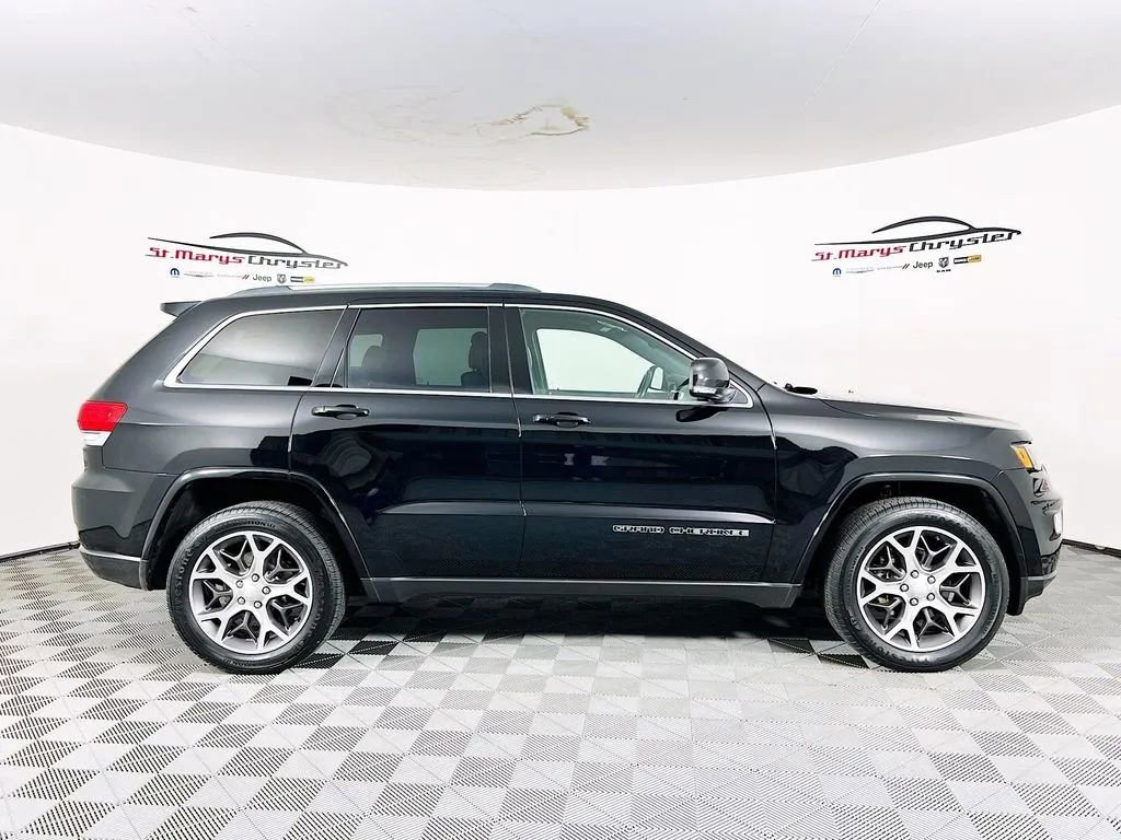 Used 2018 Jeep Grand Cherokee Limited RWD image 9