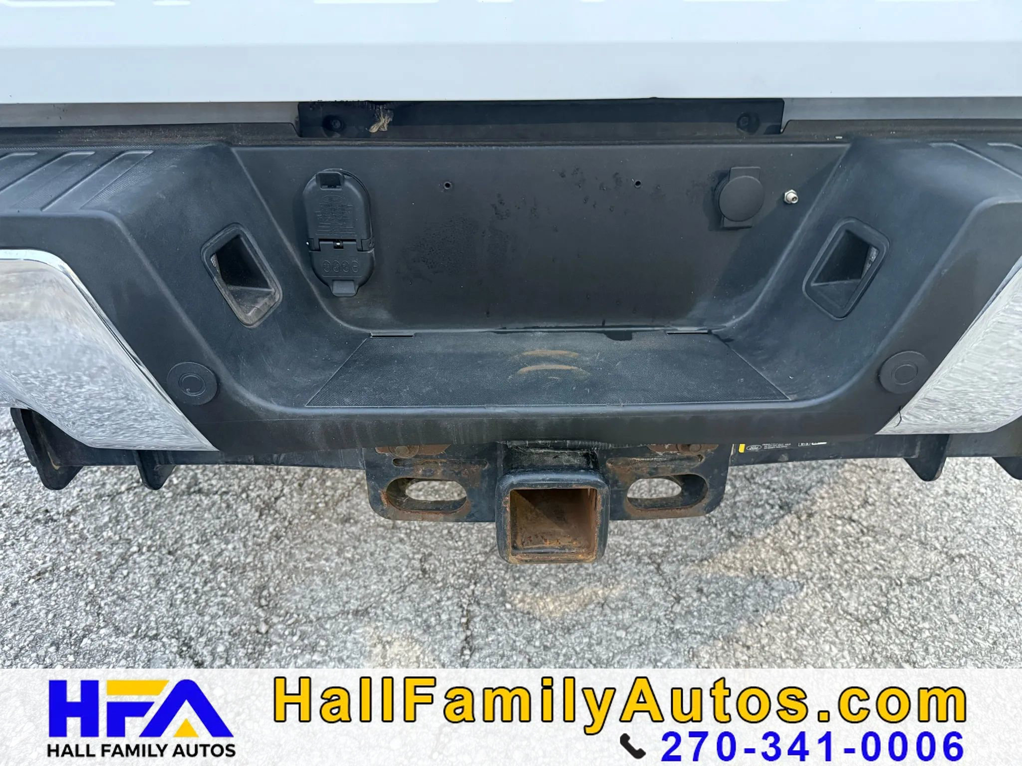 Used 2017 Ford F350 Lariat w/ Lariat Value Package image 9