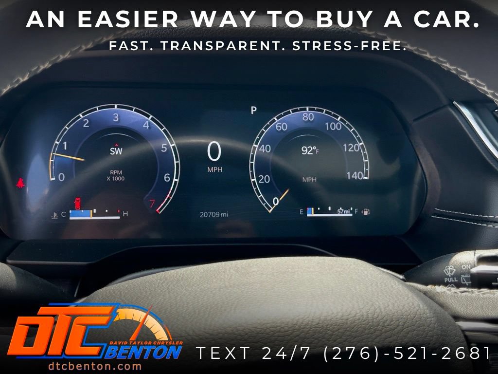 Used 2025 Jeep Grand Cherokee L Limited w/ Luxury Tech Group II AWD/4WD image 16