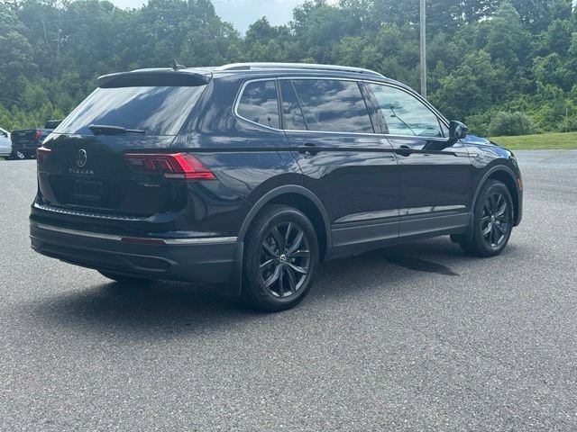 Used 2024 Volkswagen Tiguan SE AWD/4WD image 6