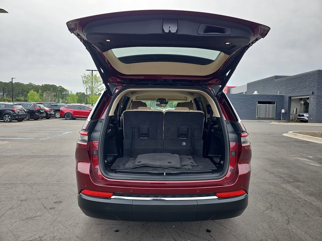 Used 2021 Jeep Grand Cherokee L Limited image 17