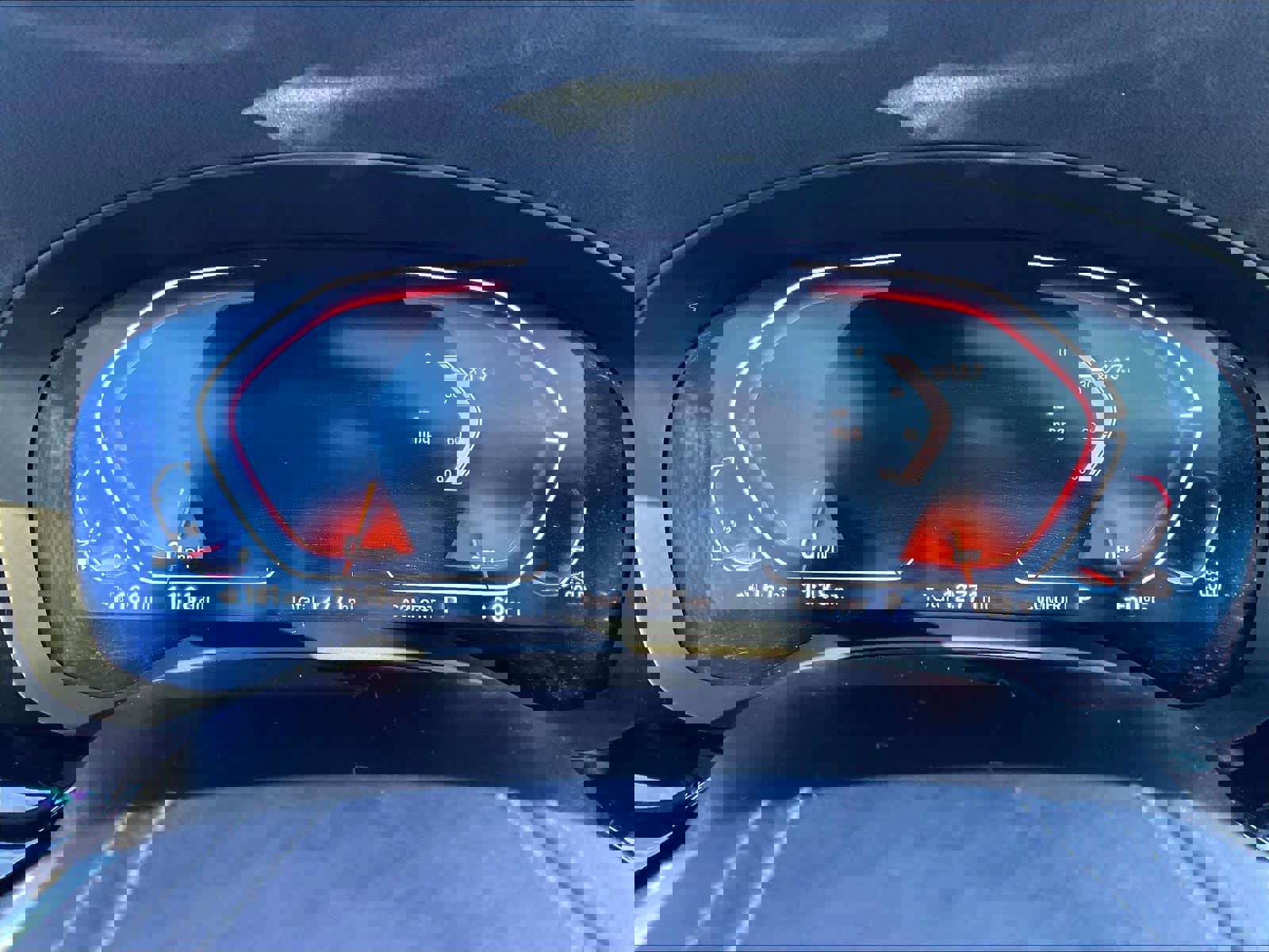 Used 2023 BMW 540i w/ Premium Package image 24